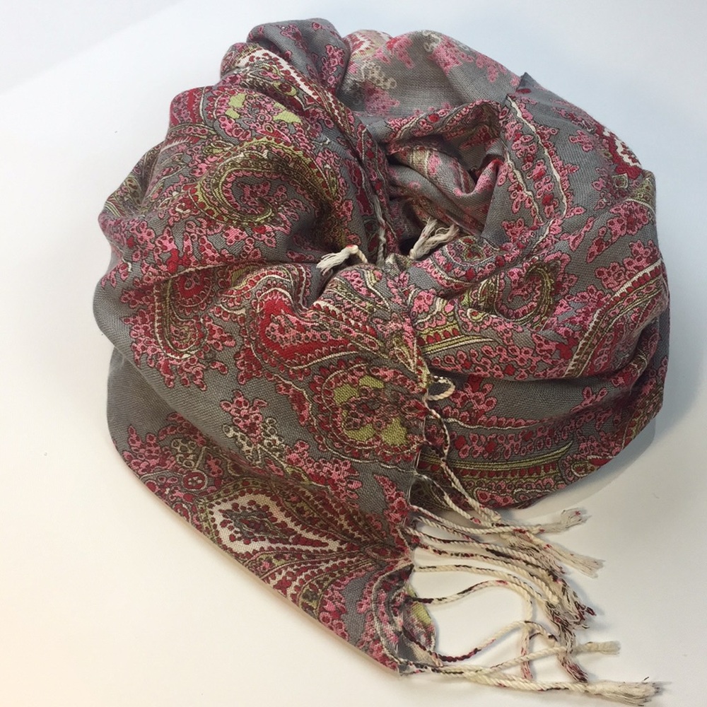 Pink & Gray Paisley Scarf
